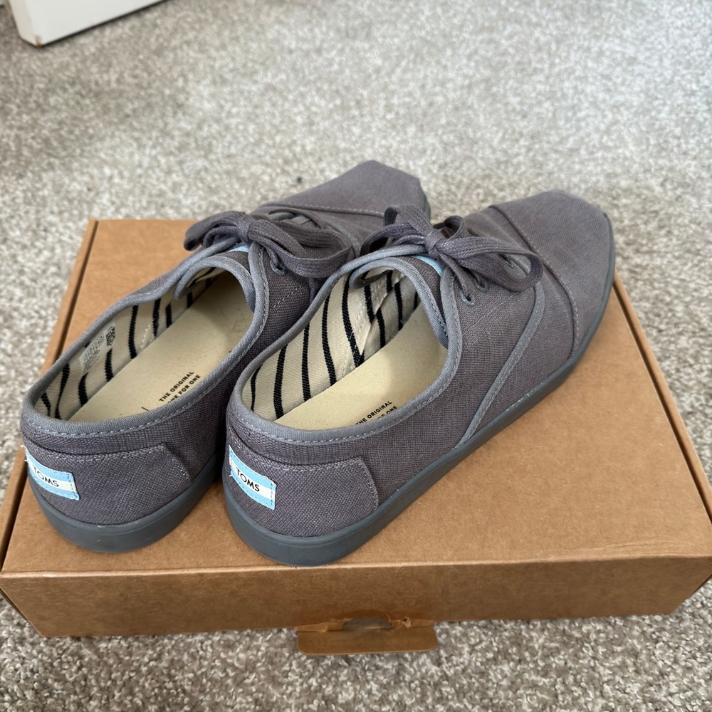 TONS Men’s slip-ons size 13